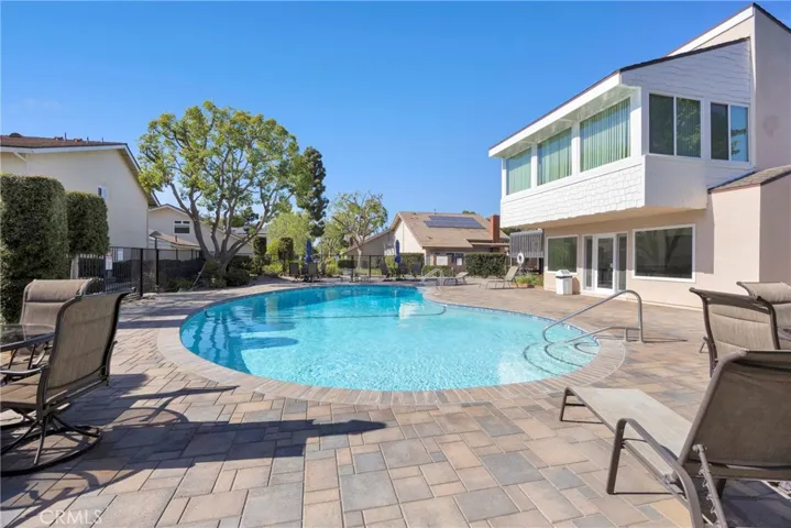 12341 Glacier, Los Alamitos, California 90720