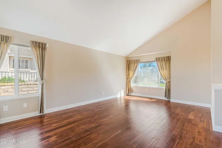 3188 Geronimo Ave-5
