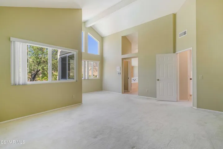 3188 Geronimo Ave-28