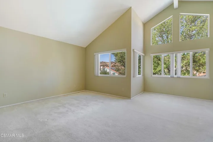 3188 Geronimo Ave-27