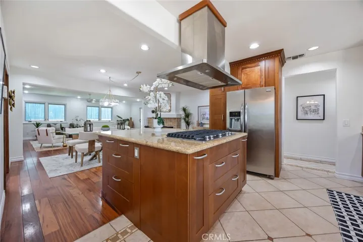 Kitchen- large island