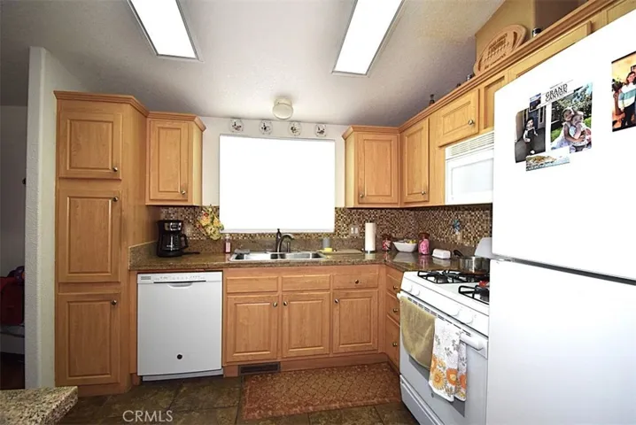 56254 29 Palms Highway 123, Yucca Valley, California 92284