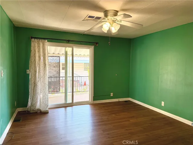 Family Room off kitchen