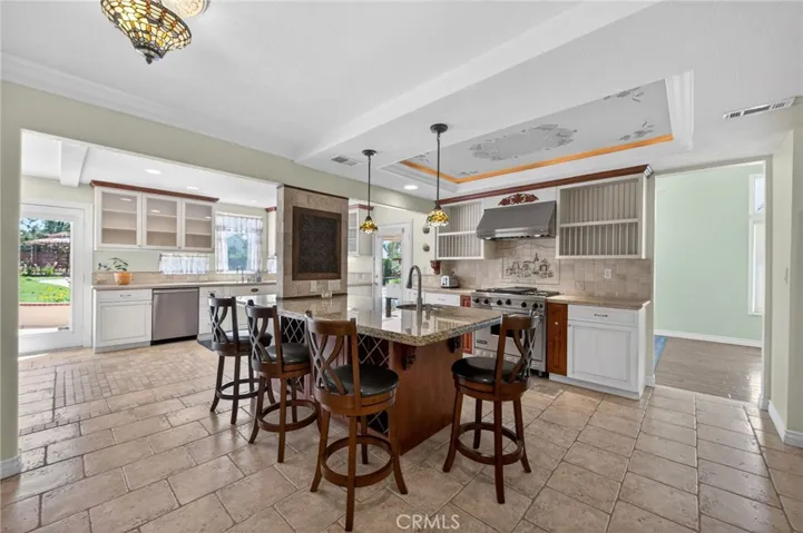 29827 Via Sevilla, Temecula, California 92591