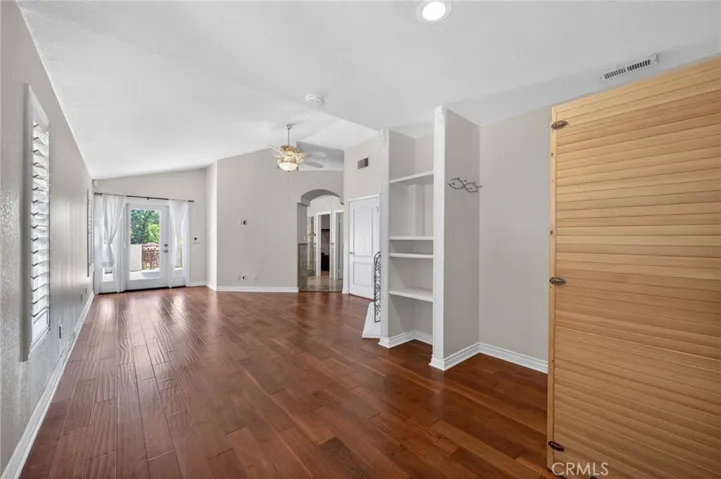 29827 Via Sevilla, Temecula, California 92591