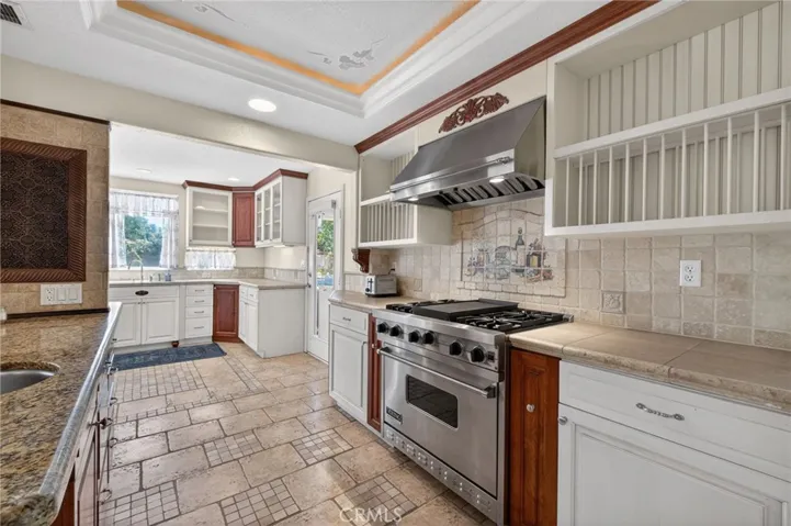 29827 Via Sevilla, Temecula, California 92591
