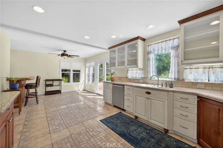 29827 Via Sevilla, Temecula, California 92591