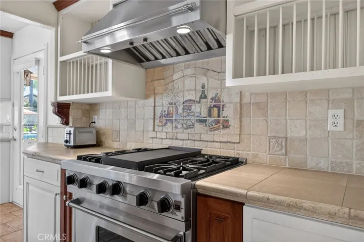 29827 Via Sevilla, Temecula, California 92591