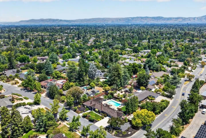 19348 Harleigh Drive, Saratoga, California 95070