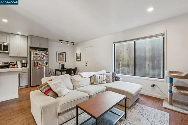 1242 Hopkins St, Berkeley, California 94707