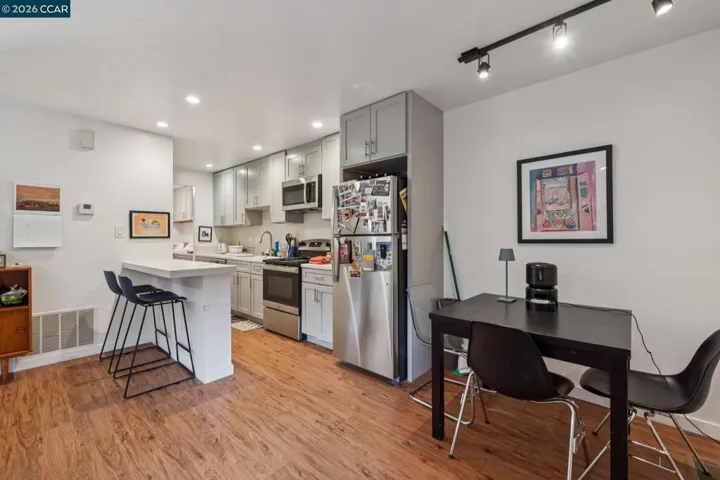 1242 Hopkins St, Berkeley, California 94707