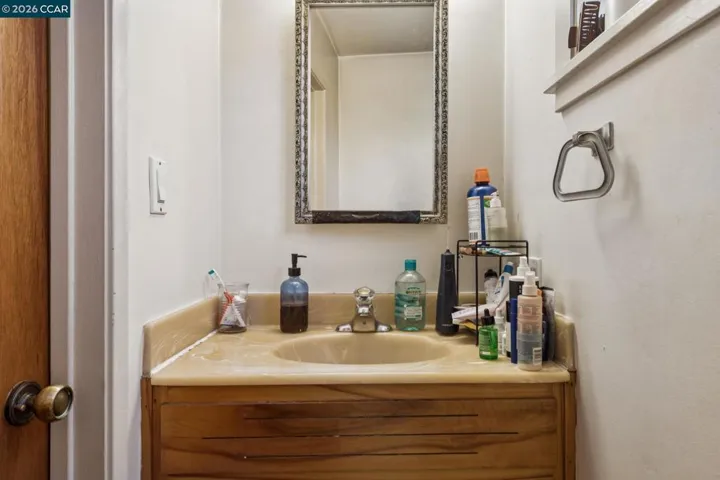 1242 Hopkins St, Berkeley, California 94707