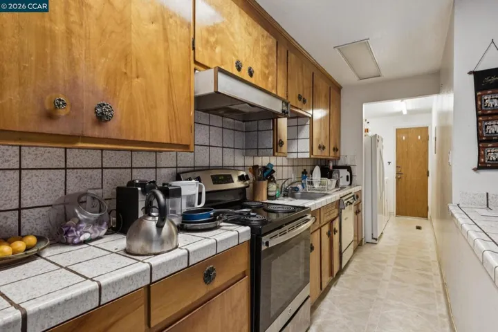 1242 Hopkins St, Berkeley, California 94707