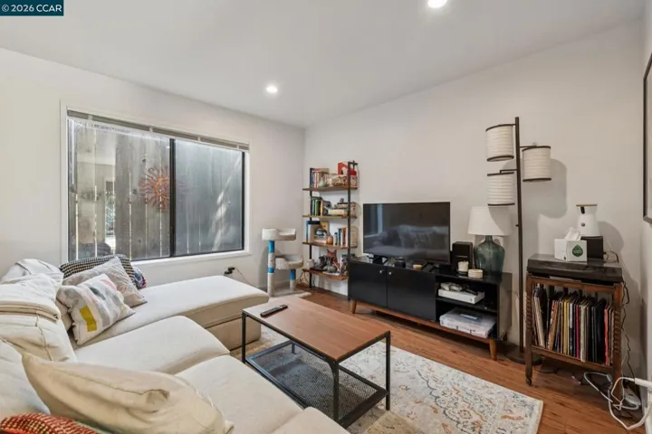 1242 Hopkins St, Berkeley, California 94707