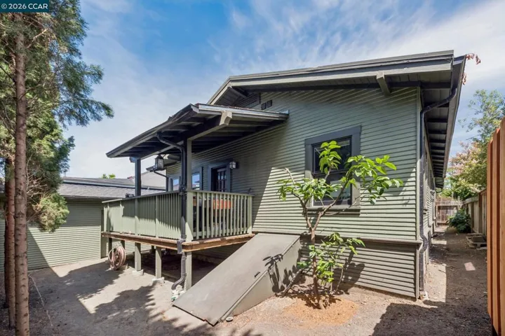 1242 Hopkins St, Berkeley, California 94707