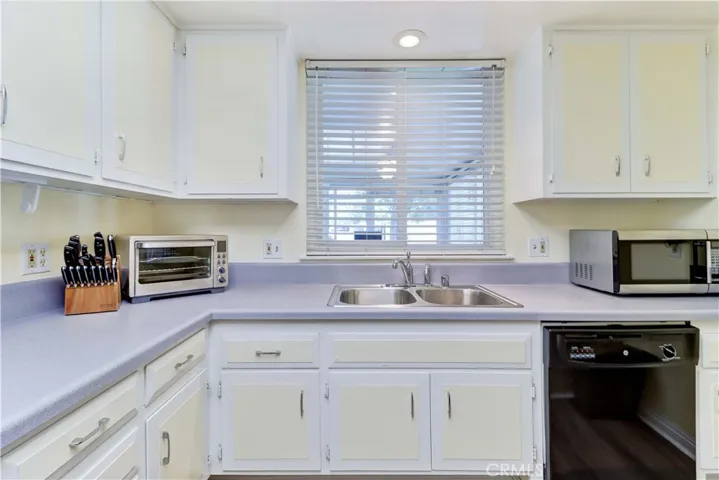 2 Avenida Castilla F, Laguna Woods, California 92637