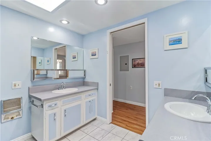 2 Avenida Castilla F, Laguna Woods, California 92637