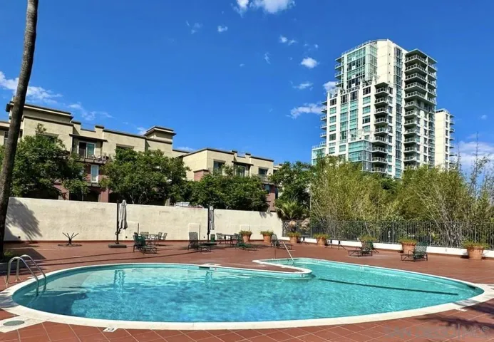 702 Ash 1002, San Diego, California 92101