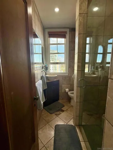 702 Ash 1002, San Diego, California 92101