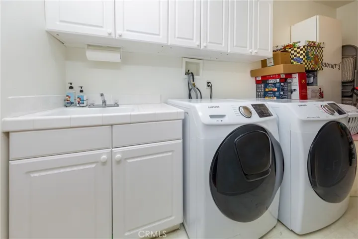 Laundry Room - downstairs