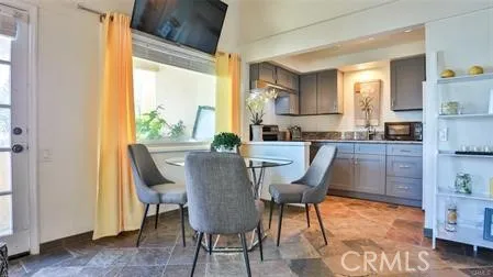 31736 Seacliff Drive, Laguna Beach, California 92651