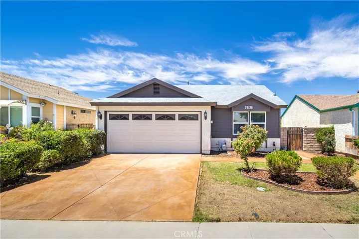 37135 29th E, Palmdale, California 93550