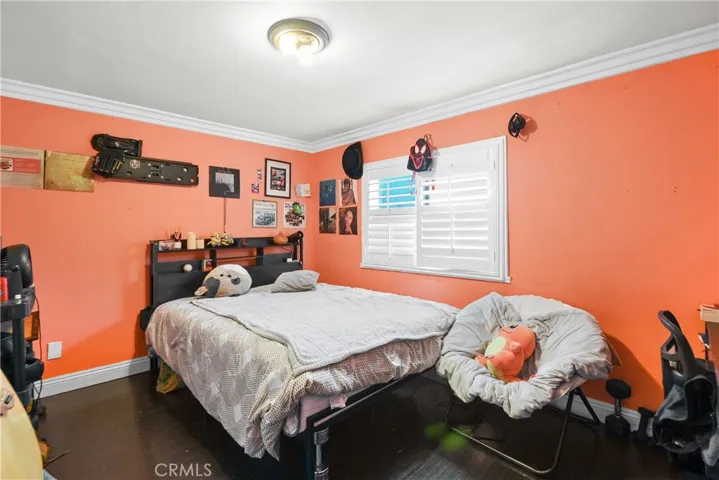 9307 Beach, Los Angeles, California 90002
