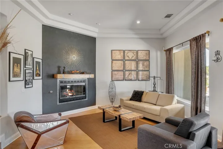 7026 Cataba Road, Oak Hills, California 92344