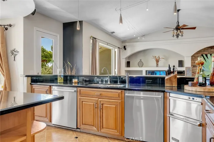 7026 Cataba Road, Oak Hills, California 92344