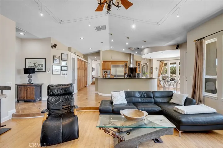 7026 Cataba Road, Oak Hills, California 92344