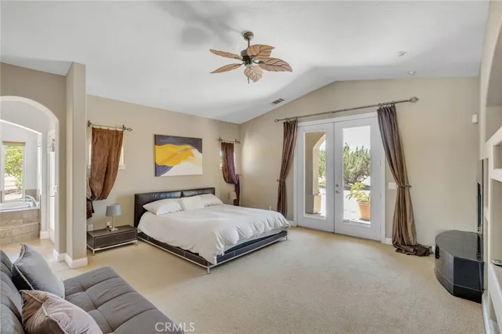 7026 Cataba Road, Oak Hills, California 92344