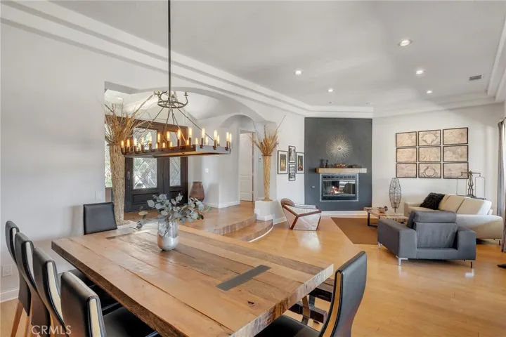 7026 Cataba Road, Oak Hills, California 92344
