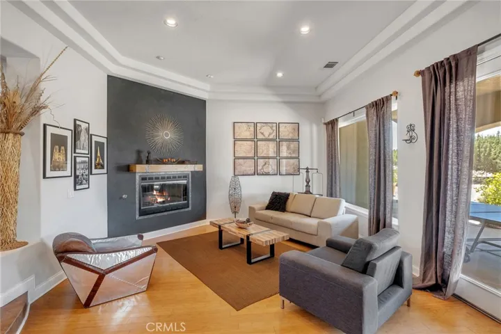 7026 Cataba Road, Oak Hills, California 92344