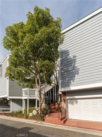764 Wingate, Costa Mesa, California 92626