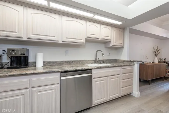 764 Wingate, Costa Mesa, California 92626