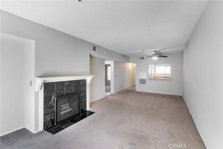 2915 Montrose Avenue 430, Glendale, California 91214