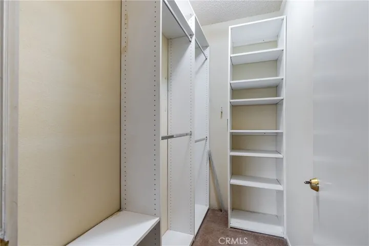 2915 Montrose Avenue 430, Glendale, California 91214