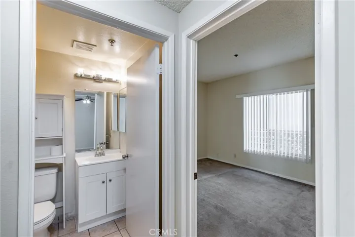 2915 Montrose Avenue 430, Glendale, California 91214