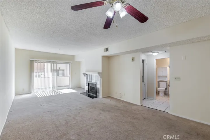 2915 Montrose Avenue 430, Glendale, California 91214