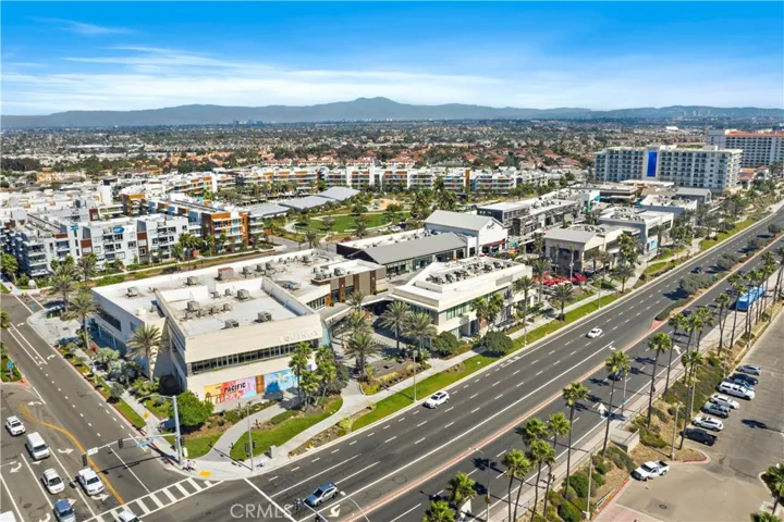 221 10th Street, Huntington Beach, California 92648