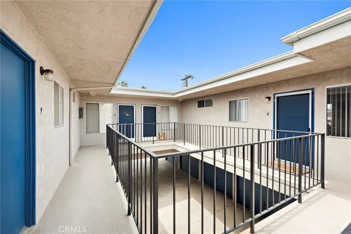 221 10th Street, Huntington Beach, California 92648