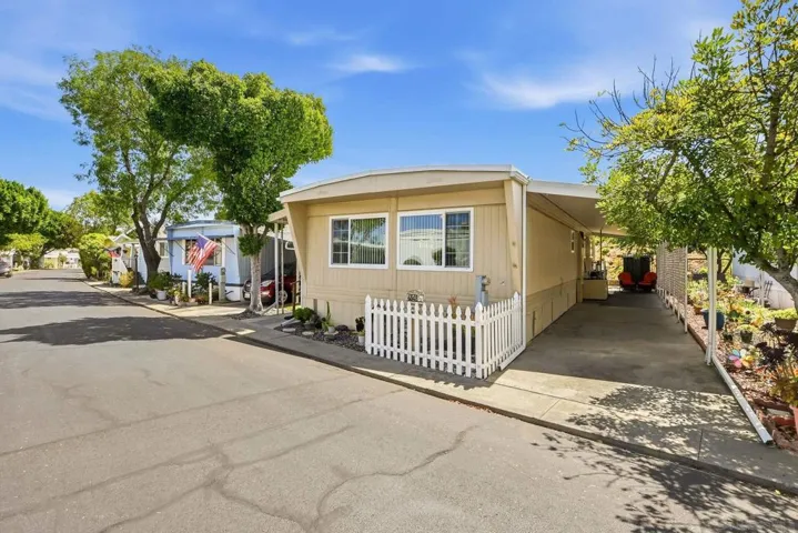 4848 1/2 Old Cliffs Road, San Diego, California 92120 — photo 5