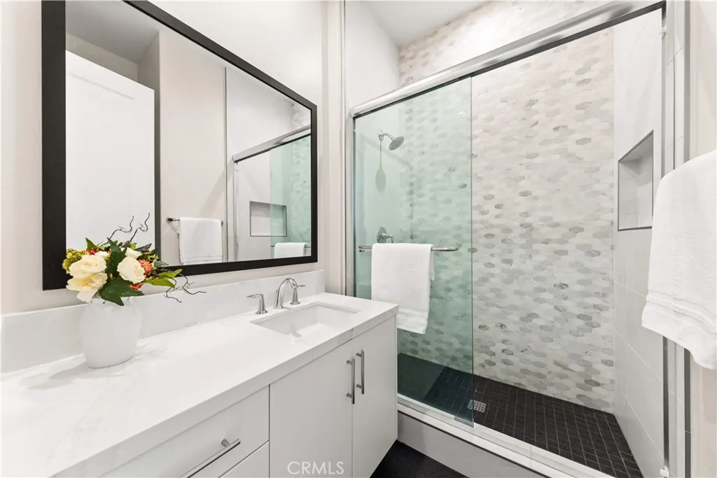 100 Walworth, Lake Forest, California 92630 — photo 5