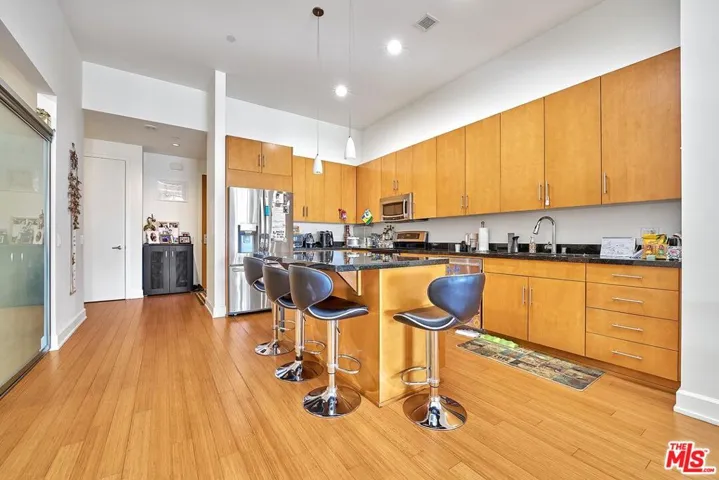 3223 W 6th Street 405, Los Angeles, California 90020