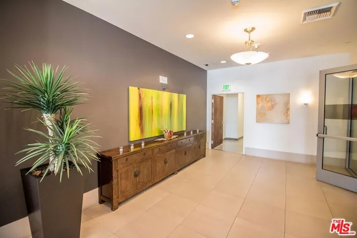 3223 W 6th Street 405, Los Angeles, California 90020