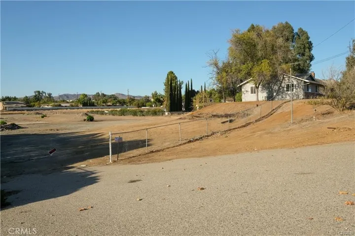 41851 Kalmia, Murrieta, California 92562