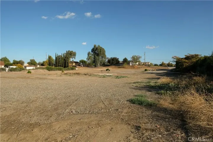 41851 Kalmia, Murrieta, California 92562