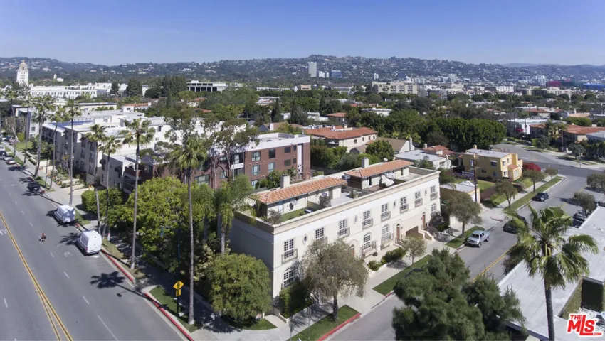 202 N Crescent Drive 1, Beverly Hills, California 90210