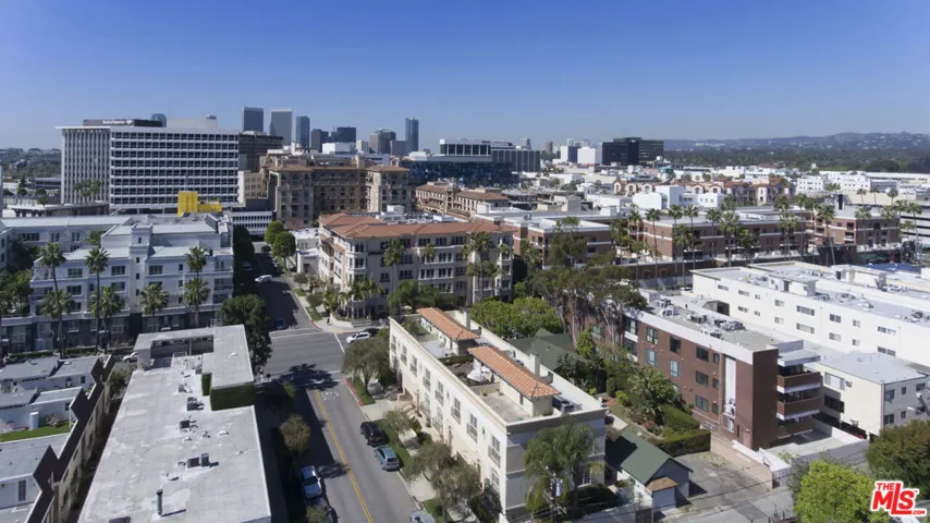 202 N Crescent Drive 1, Beverly Hills, California 90210