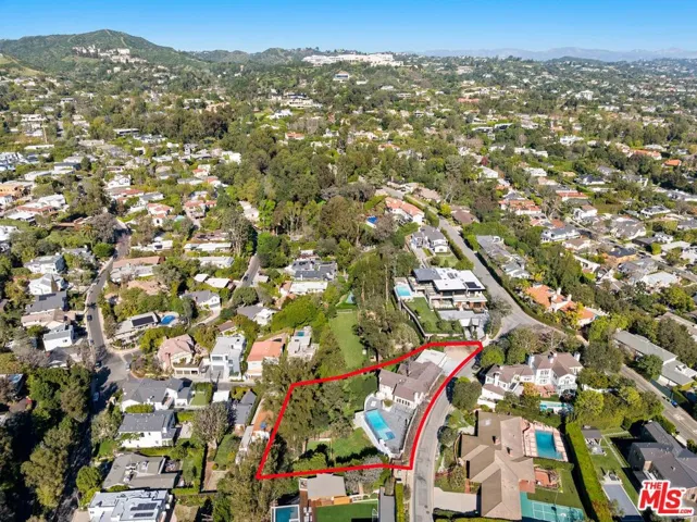 357 Crown Drive, Los Angeles, California 90049